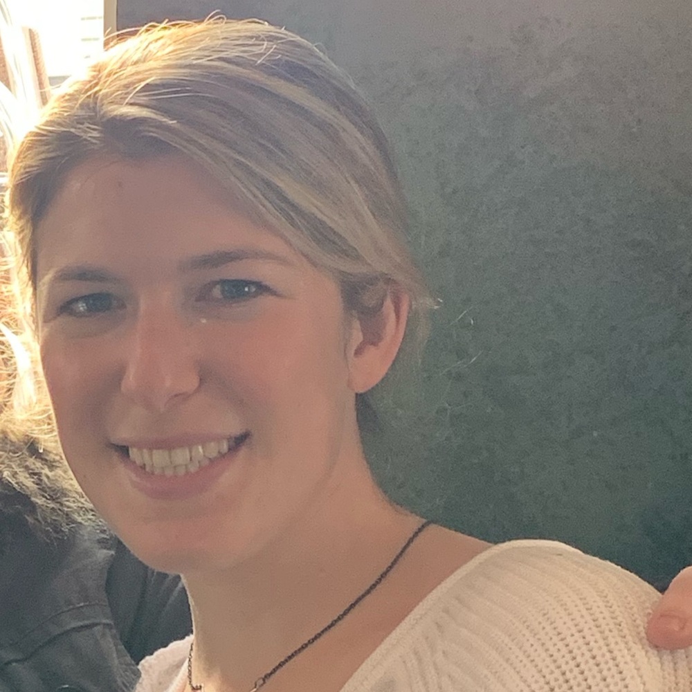 Meet your Posher, Lauren